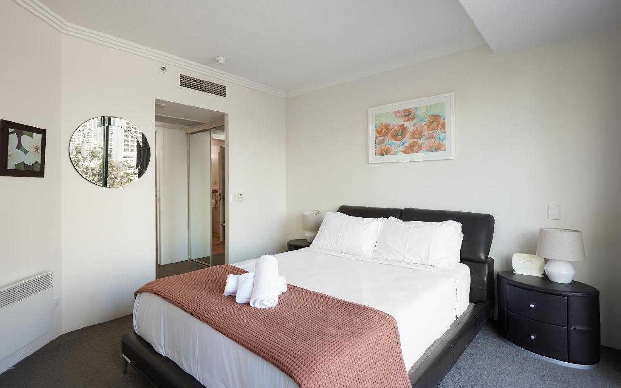 Crown Tower By Serain Residences Apartment